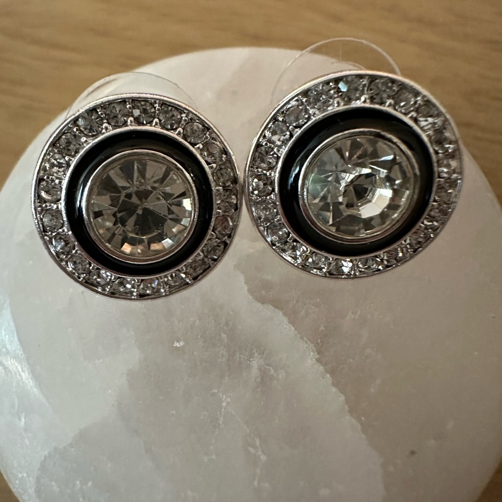 EUC Silver tone & Black fashion earrings